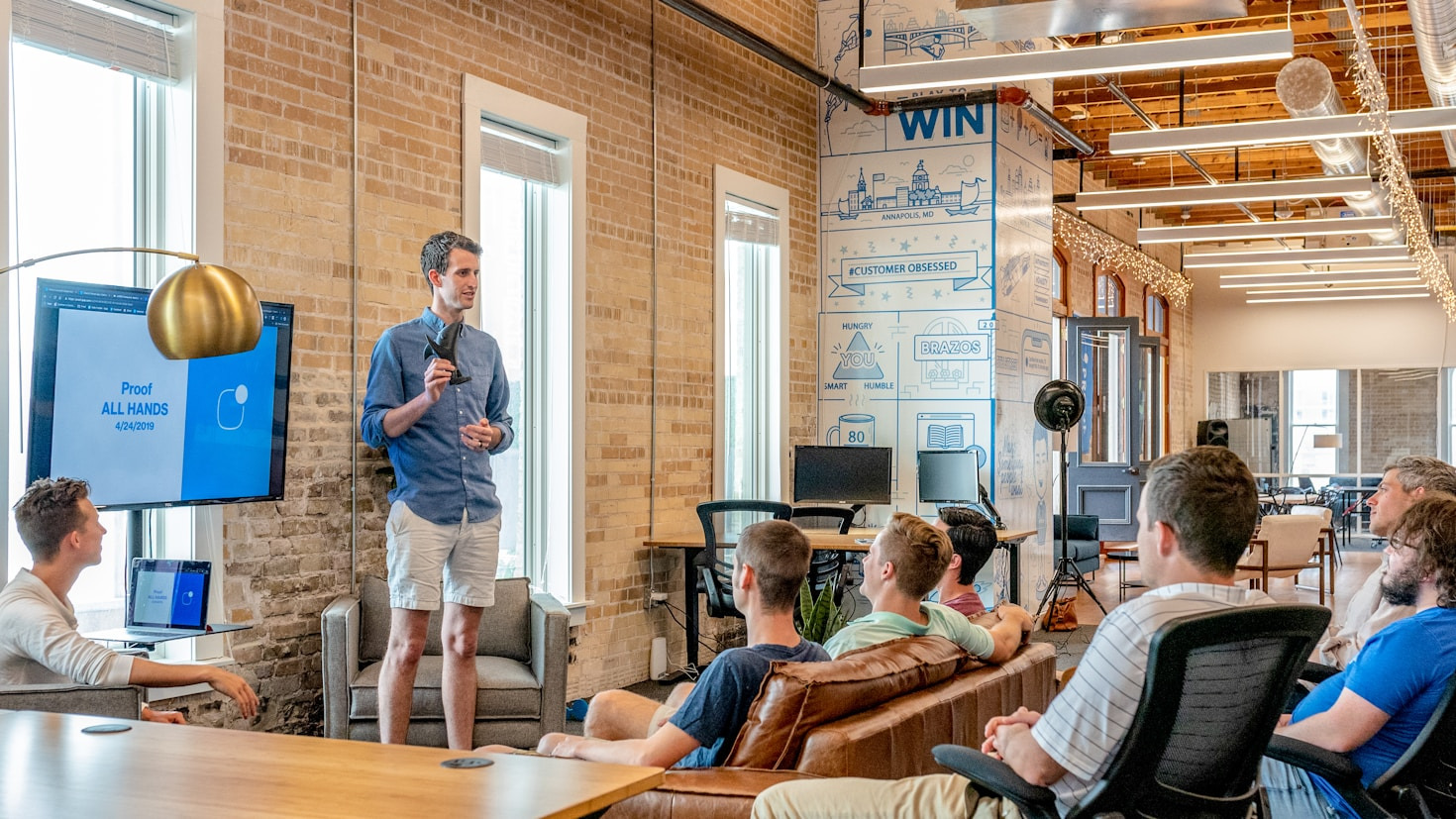 Empowering Growth Through Alumni Networks